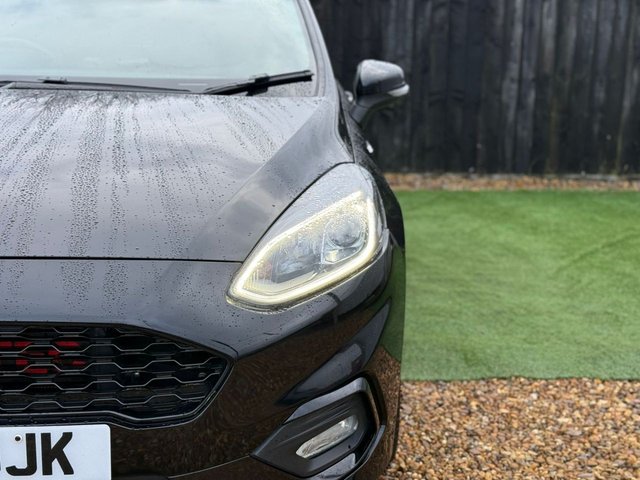 2021 FORD FIESTA - Photo 8