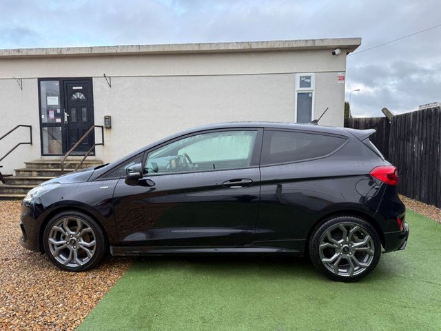 2021 FORD FIESTA - Photo 12