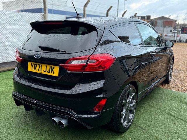 2021 FORD FIESTA - Photo 2