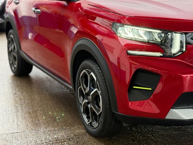 2025 CITROEN C3 1.2 Turbo PLUS Hatchback 5dr Petrol Manual Euro 6 (s/s) (100 ps) - Photo 12