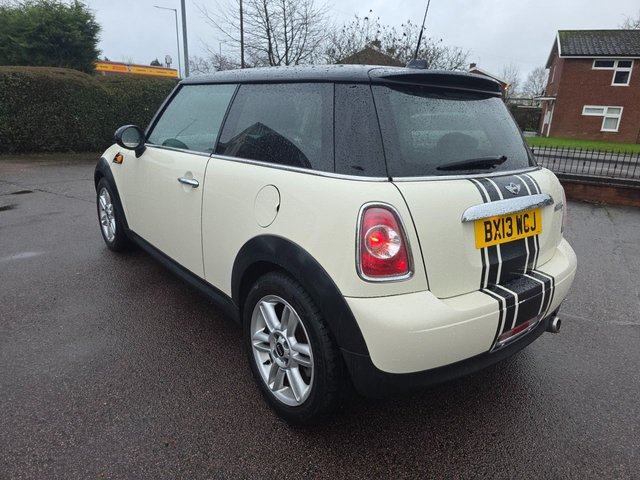 2013 MINI HATCH 1.6 Cooper D Hatchback 3dr Diesel Manual Euro 5 (s/s) (112 ps) - Photo 6
