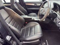 USED 2010 10 MERCEDES-BENZ C-CLASS 6.3 C63 V8 AMG Saloon 4dr Petrol G-Tronic Euro 4 (457 ps) 