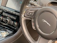 USED 2018 18 JAGUAR XJ 3.0d V6 Portfolio Auto Euro 6 (s/s) 4dr PANROOF SATNAV LEATHER