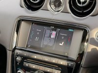 USED 2018 18 JAGUAR XJ 3.0d V6 Portfolio Auto Euro 6 (s/s) 4dr PANROOF SATNAV LEATHER