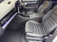 USED 2023 73 VOLKSWAGEN TOUAREG 3.0 TDI V6 R-Line Tech Plus SUV 5dr Diesel Tiptronic 4Motion Euro 6 (s/s) (286 ps) 