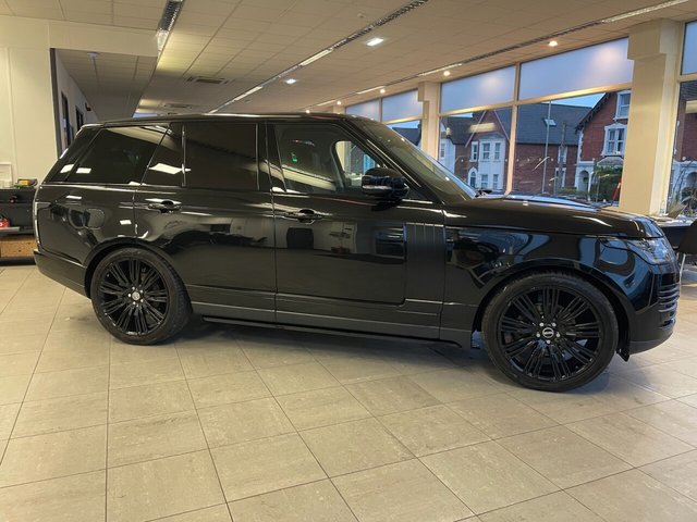 View our LAND ROVER RANGE ROVER