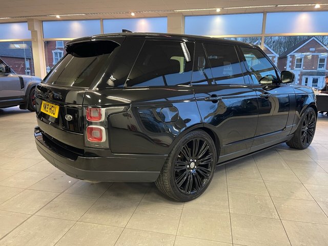 View our LAND ROVER RANGE ROVER