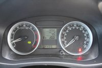 USED 2010 59 SKODA FABIA 1.6 16V 1 Hatchback 5dr Petrol Tiptronic (180 g/km, 105 bhp) 