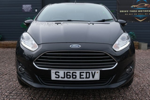 2016 FORD FIESTA 2016 1.0T EcoBoost Zetec Hatchback 5dr Petrol Manual Euro 6 (s/s) (100 ps) - Photo 2
