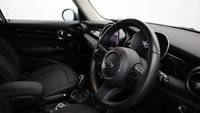 USED 2021 21 MINI HATCH 1.5 Cooper Classic Hatchback 5dr Petrol Steptronic Euro 6 (s/s) (136 ps) 