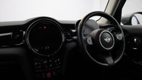 USED 2021 21 MINI HATCH 1.5 Cooper Classic Hatchback 5dr Petrol Steptronic Euro 6 (s/s) (136 ps) 