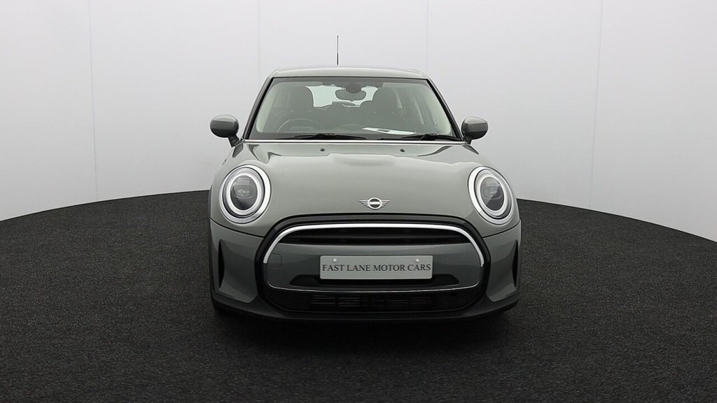 USED 2021 21 MINI HATCH 1.5 Cooper Classic Hatchback 5dr Petrol Steptronic Euro 6 (s/s) (136 ps) 