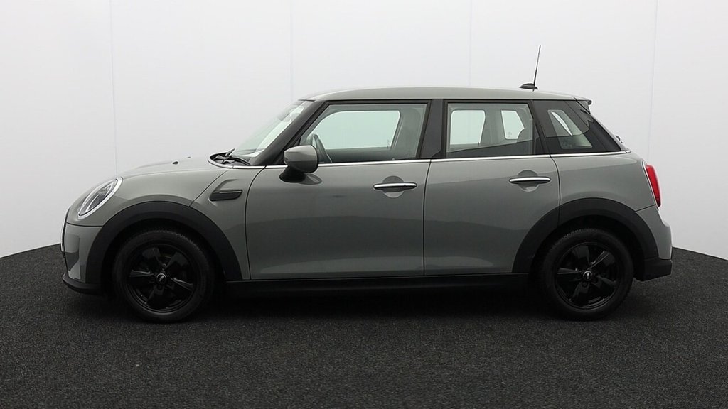 USED 2021 21 MINI HATCH 1.5 Cooper Classic Hatchback 5dr Petrol Steptronic Euro 6 (s/s) (136 ps) 