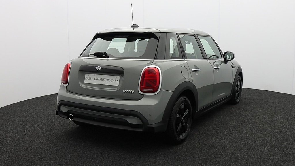 USED 2021 21 MINI HATCH 1.5 Cooper Classic Hatchback 5dr Petrol Steptronic Euro 6 (s/s) (136 ps) 