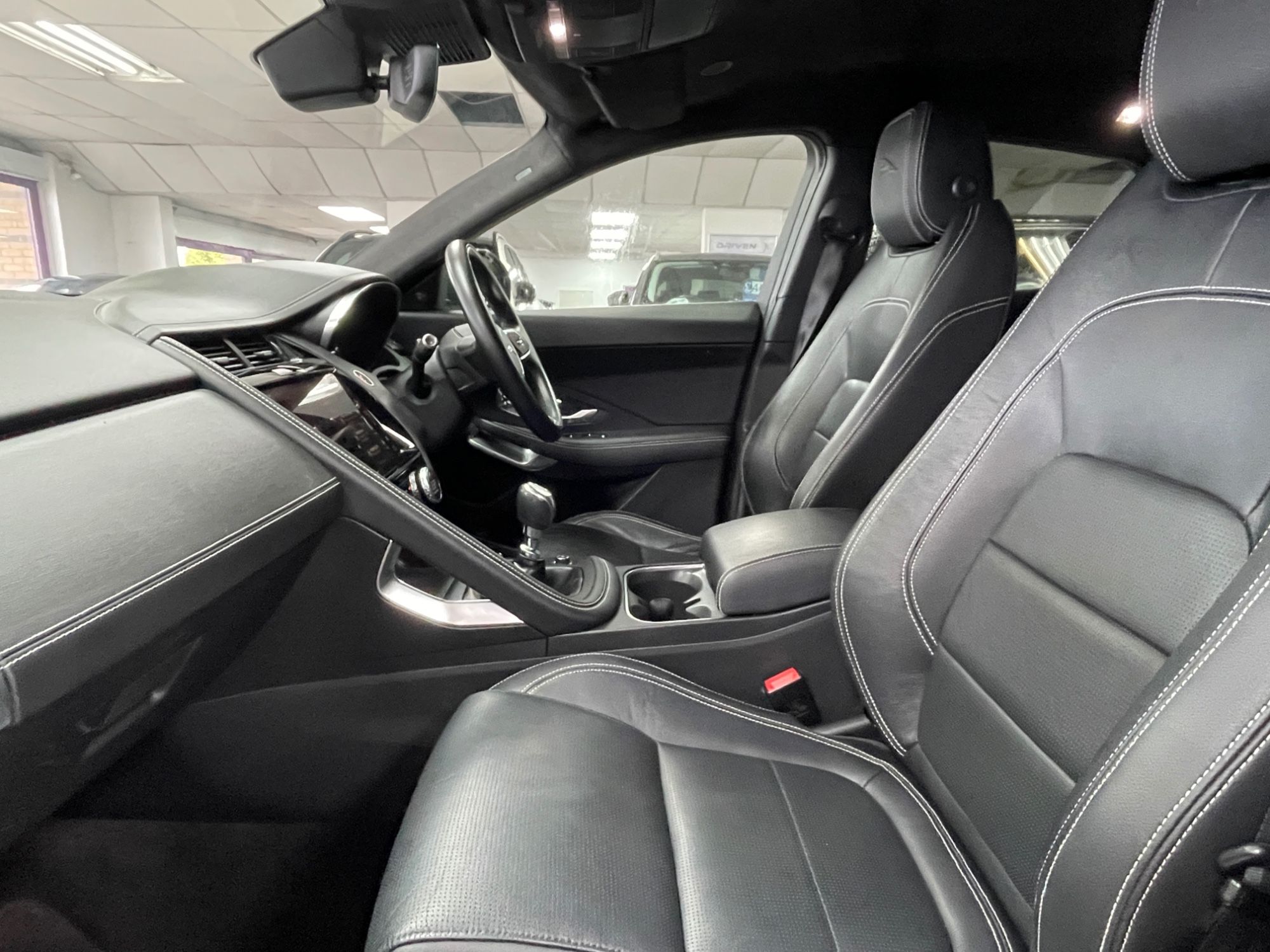 USED 2021 21 JAGUAR E-PACE 2.0 D165 R-Dynamic S SUV 5dr Diesel Manual Euro 6 (s/s) (163 ps) 