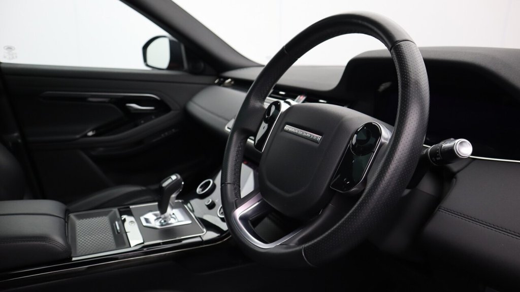 USED 2019 69 LAND ROVER RANGE ROVER EVOQUE 2.0 D180 R-Dynamic SE SUV 5dr Diesel Auto 4WD Euro 6 (s/s) (180 ps) Finished With A Full Black Pack and Looks Amazing!!!