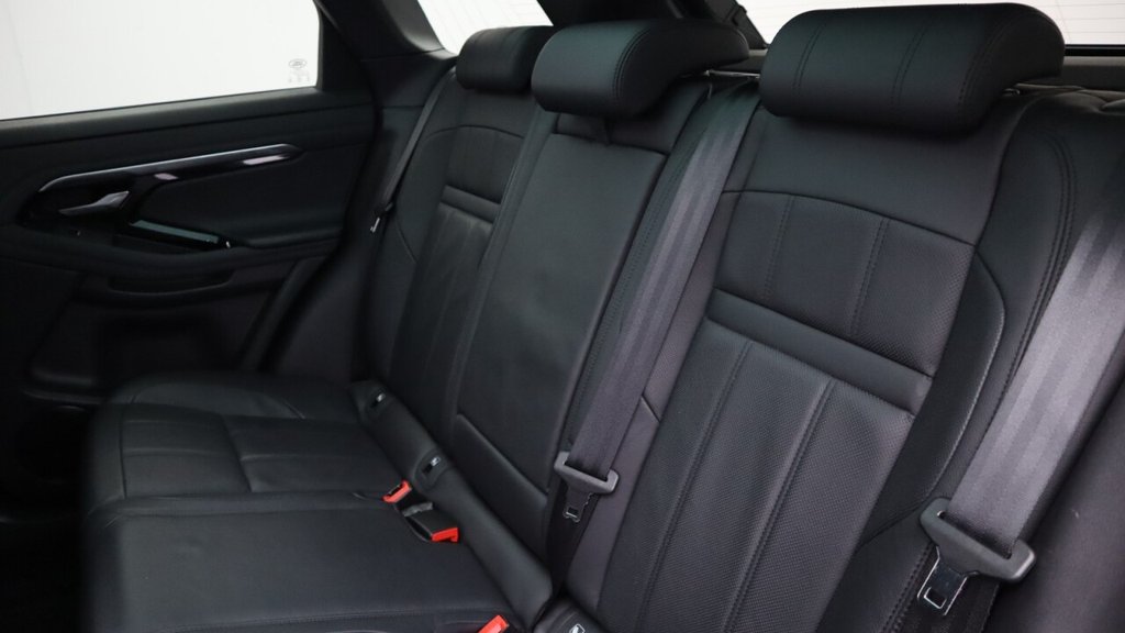 USED 2019 69 LAND ROVER RANGE ROVER EVOQUE 2.0 D180 R-Dynamic SE SUV 5dr Diesel Auto 4WD Euro 6 (s/s) (180 ps) Finished With A Full Black Pack and Looks Amazing!!!