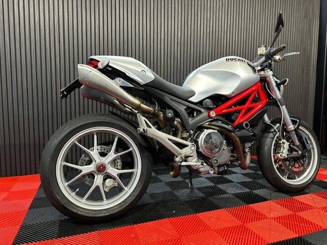 View our DUCATI Monster 1100