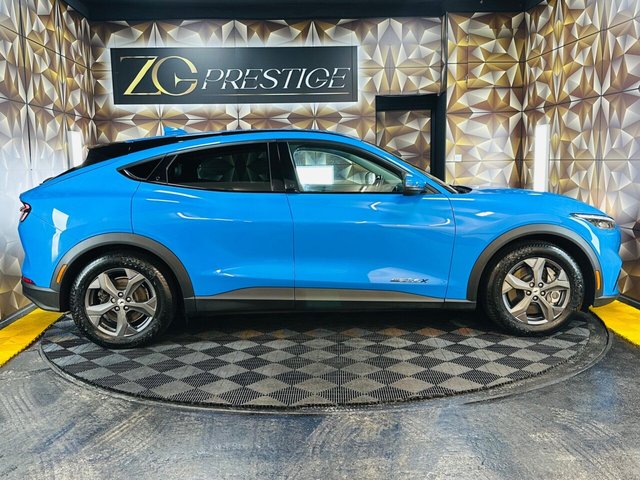 2022 FORD MUSTANG MACH-E Extended Range 91kWh 5dr - Photo 9