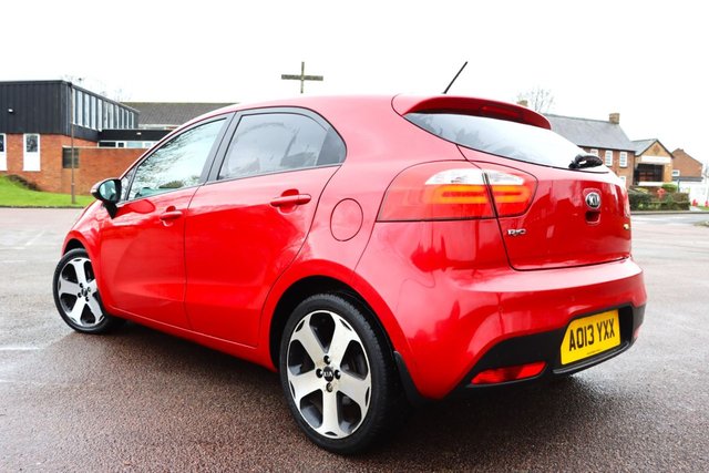 2013 KIA RIO - Photo 3