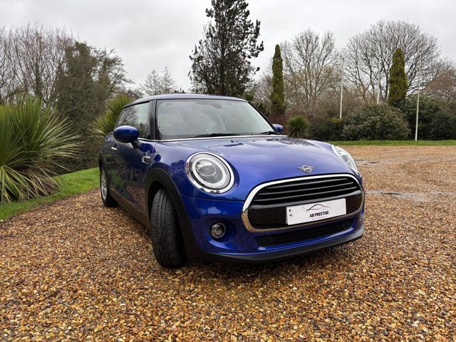 2019 MINI HATCH 1.5 Cooper Classic Hatchback 3dr Petrol Manual Euro 6 (s/s) (136 ps) - Photo 3