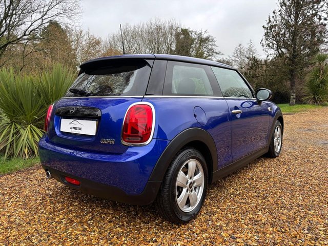 2019 MINI HATCH 1.5 Cooper Classic Hatchback 3dr Petrol Manual Euro 6 (s/s) (136 ps) - Photo 8