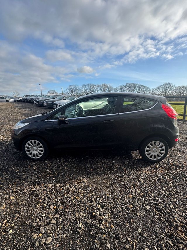 2009 FORD FIESTA 1.25 Zetec Hatchback 3dr Petrol Manual (133 g/km, 81 bhp) - Photo 6