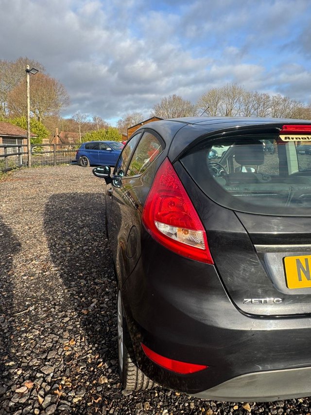 2009 FORD FIESTA 1.25 Zetec Hatchback 3dr Petrol Manual (133 g/km, 81 bhp) - Photo 10