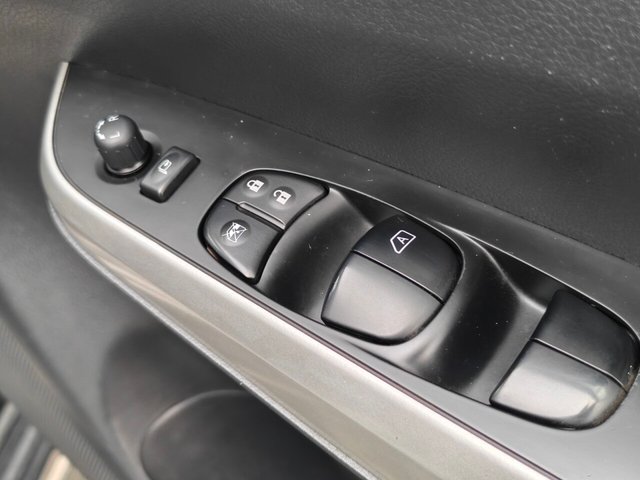 2017 NISSAN NAVARA - Photo 12