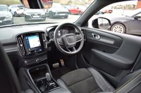USED 2020 20 VOLVO XC40 1.5 T3 R-Design SUV 5dr Petrol Auto Euro 6 (s/s) (163 ps) 2 OWNER / LOVELY EXAMPLE