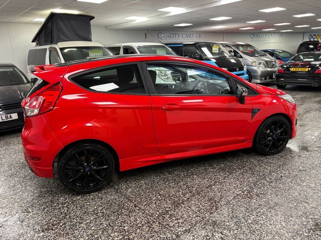 2015 FORD FIESTA - Photo 7