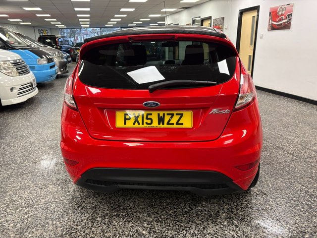 2015 FORD FIESTA - Photo 10