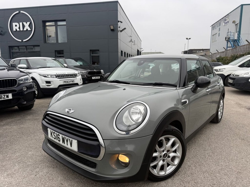 2016 MINI Mini 1.5 Cooper (s/s) Hatchback 5d Auto