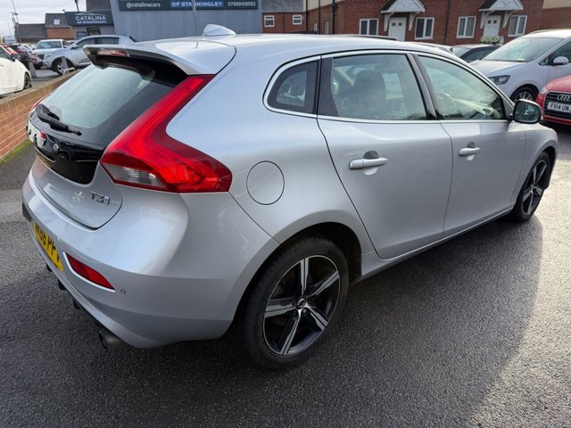 2016 Volvo V40 2L R-Design Nav Plus 5dr - Photo 11