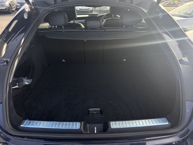 2019 Mercedes-Benz GLC - Photo 11