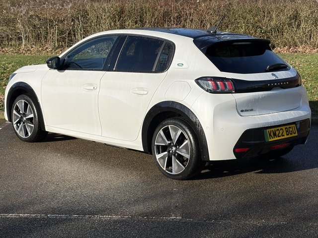 2022 PEUGEOT E-208 - Photo 3
