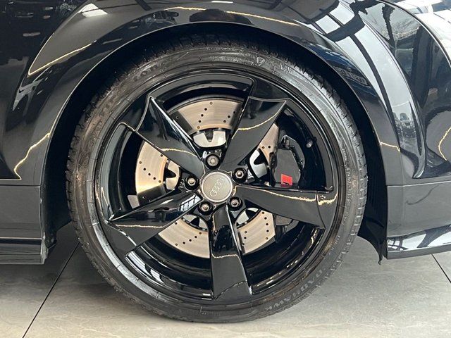 2014 AUDI TT RS - Photo 8