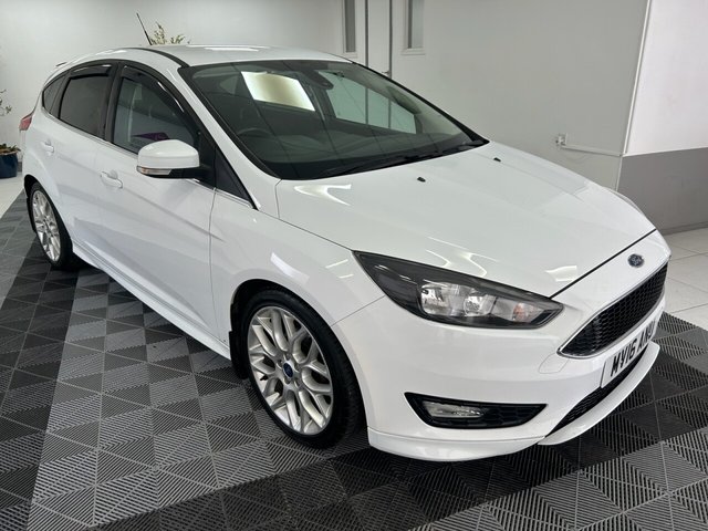 2016 FORD FOCUS - Photo 4