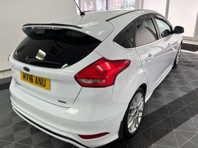 2016 FORD FOCUS - Photo 6