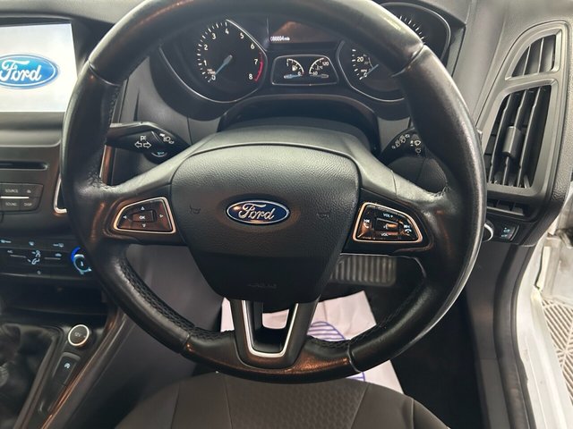 2016 FORD FOCUS - Photo 12