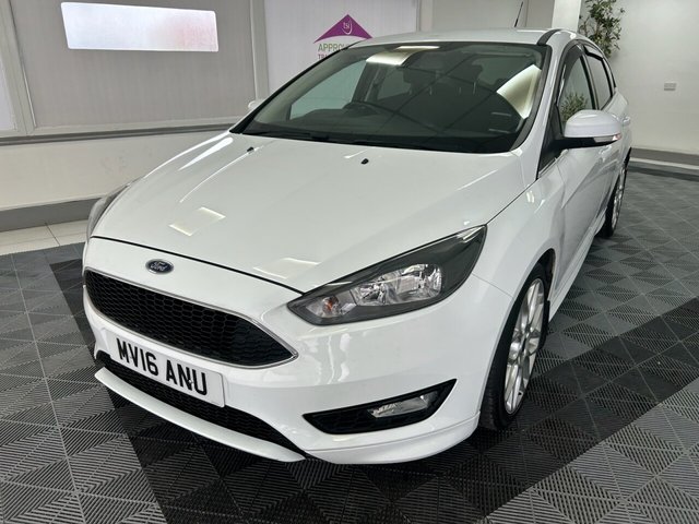 2016 FORD FOCUS