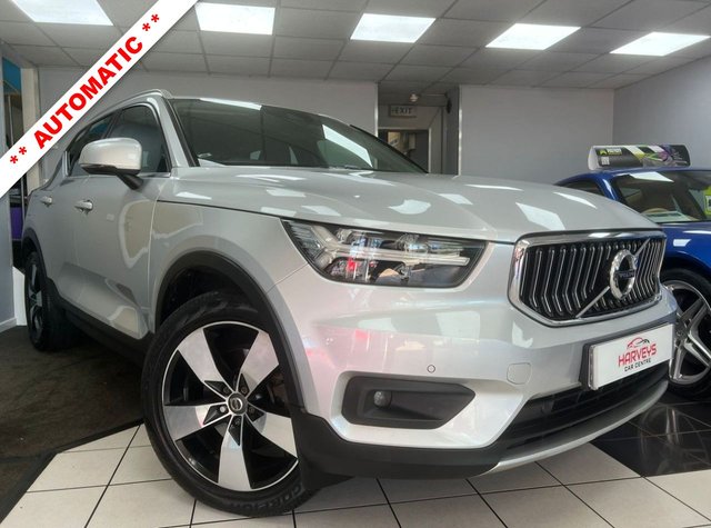 View our VOLVO XC40
