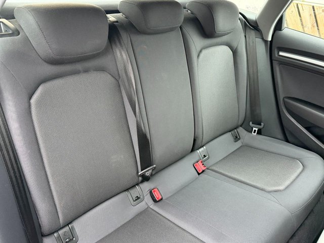 2019 Audi A3 1.6L SE Technik 5dr - Photo 7