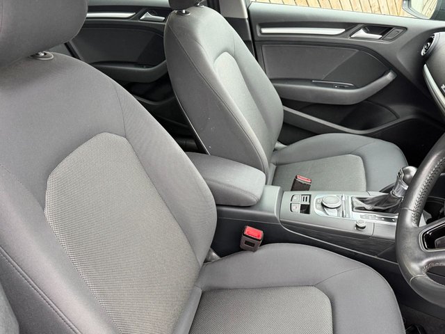 2019 Audi A3 1.6L SE Technik 5dr - Photo 8