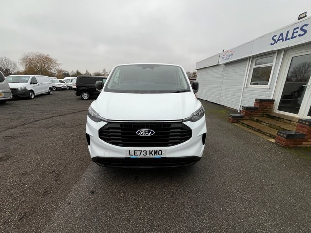 2024 Ford Transit Custom 2L Trend 5dr - Photo 2