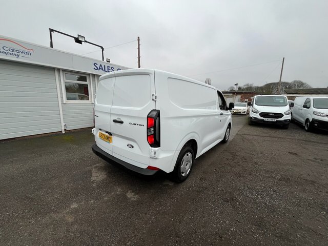 2024 Ford Transit Custom 2L Trend 5dr - Photo 9