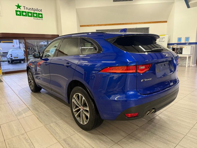 2018 Jaguar F-Pace 2L R-Sport 5dr - Photo 5