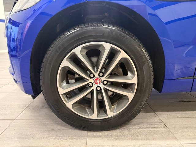 2018 Jaguar F-Pace 2L R-Sport 5dr - Photo 7