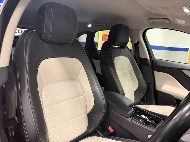 2018 Jaguar F-Pace 2L R-Sport 5dr - Photo 11