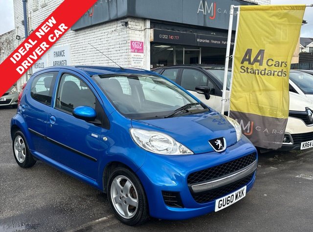 2010 Peugeot 107 1.0 12V Millesim Hatchback 5dr Petrol Manual Euro 4 (68 ps) photo